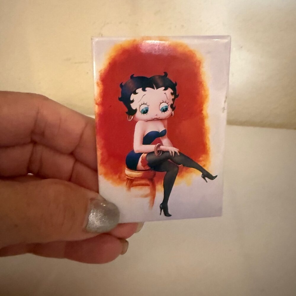 CLASSIC BETTY BOOP FUN MAGNET